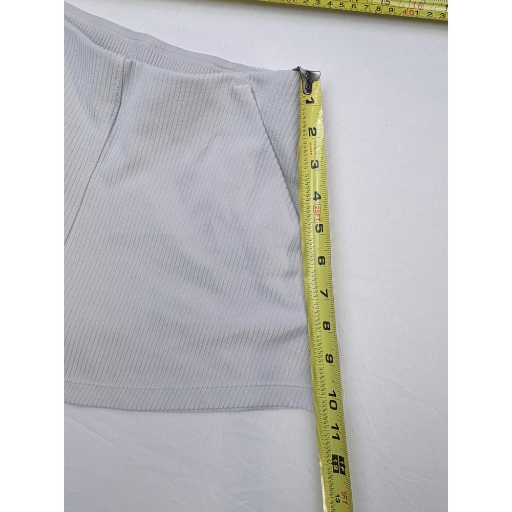 Lululemon Ribbed Softstreme High-Rise Short 2" Bone Size 4 - Picture 14 of 14